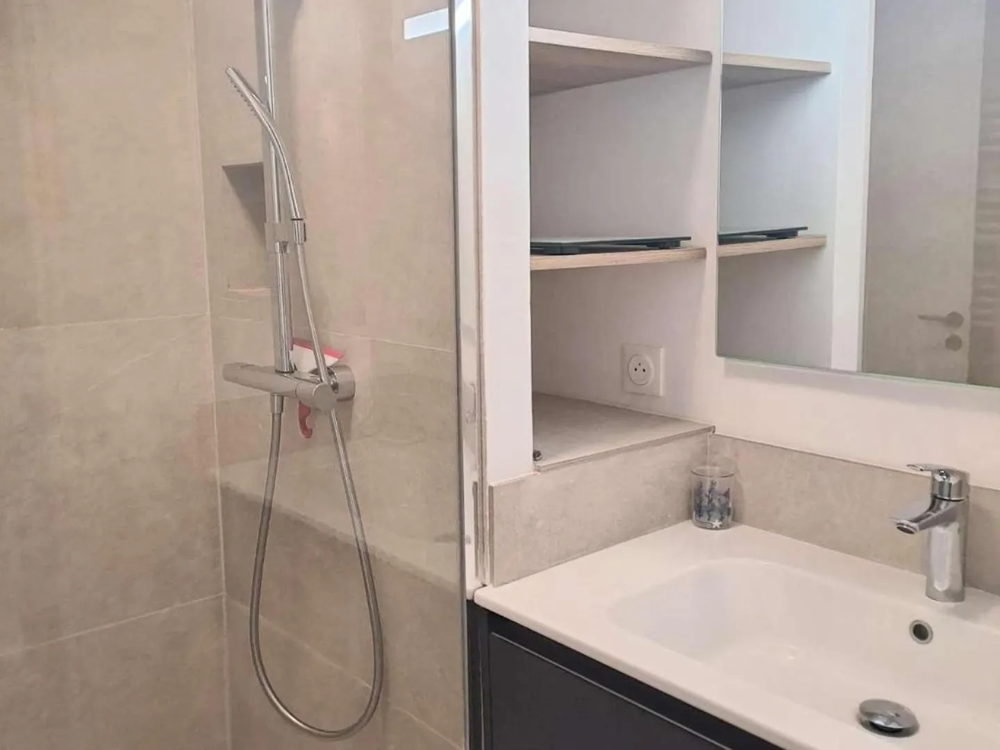 Marcogdu- Proche De Saint-Tropez Appartement Pour 4 Personnes Avec Vue Sur La Marina Cogolin Apartment
