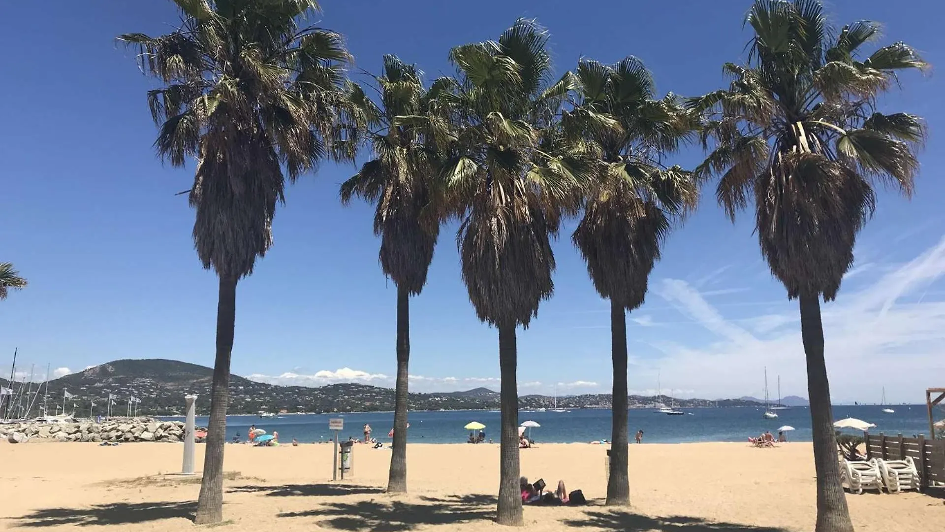 Marcogdu- Proche De Saint-Tropez Appartement Pour 4 Personnes Avec Vue Sur La Marina Cogolin Apartment