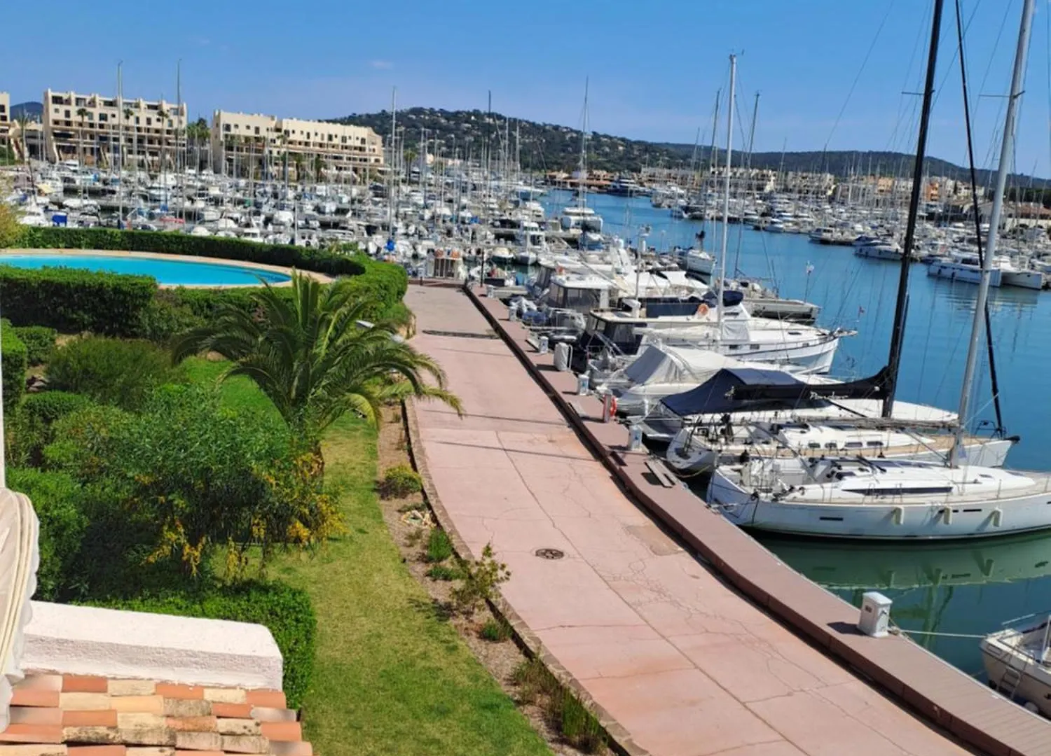 Daire Marcogdu- Proche De Saint-Tropez Appartement Pour 4 Personnes Avec Vue Sur La Marina Cogolin